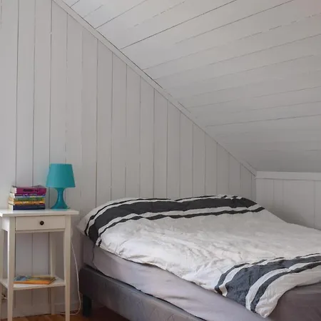 Feriehus Awesome In W/ Indoor Swimming Pool, Wifi And 4 Bedrooms Risør