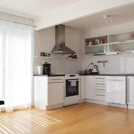 Awesome In W/ Indoor Swimming Pool, Wifi And 4 Bedrooms *
